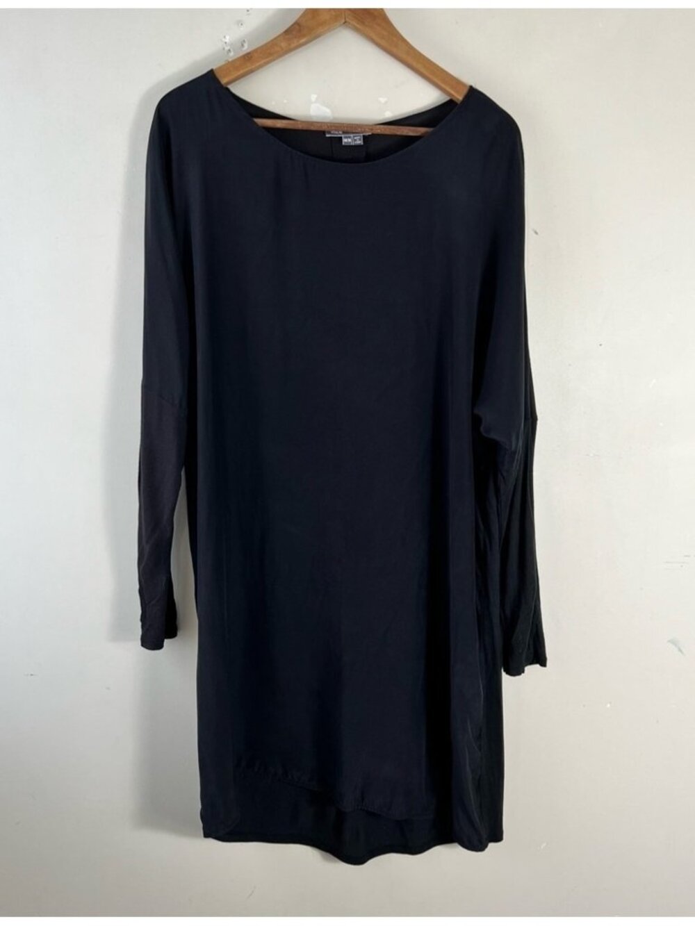 Vince size Medium Black Long Sleeve Shirt Dolman Sleeve Tunic Dress Sheath